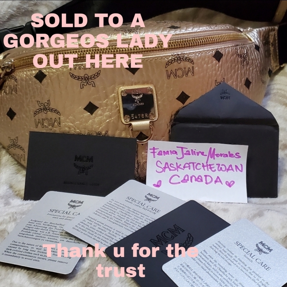 🎁SOLD🎁 MCM GOLD Fanny Pack Berlin Gold.